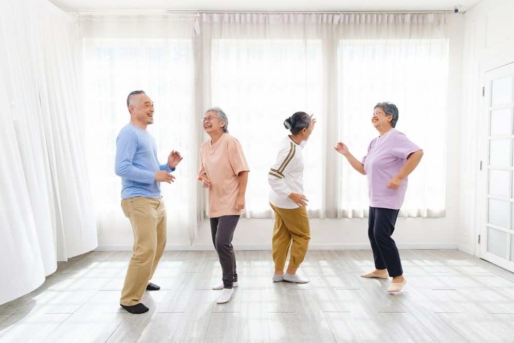 Retirement Home Activities in Houston, TX at Abbey WP
